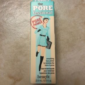 Brand new benefit porefessional primer